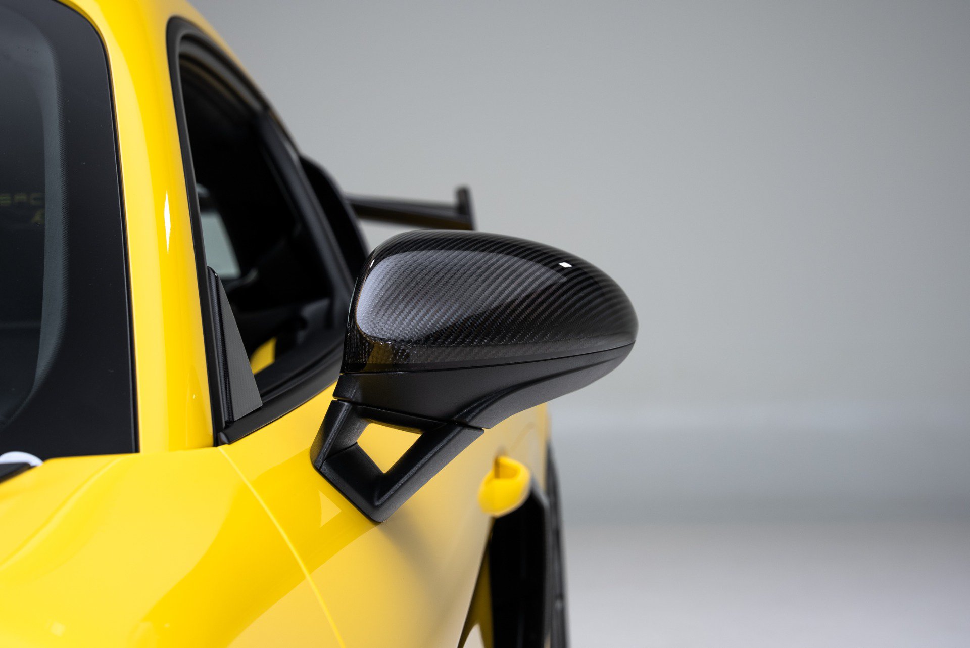 Used 2024 Porsche 718 Cayman GT4 RS RWD image 15