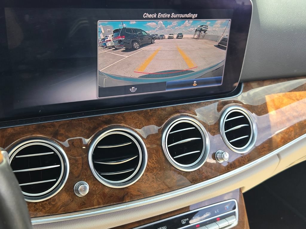 Used 2020 Mercedes-Benz E 350 Sedan image 27