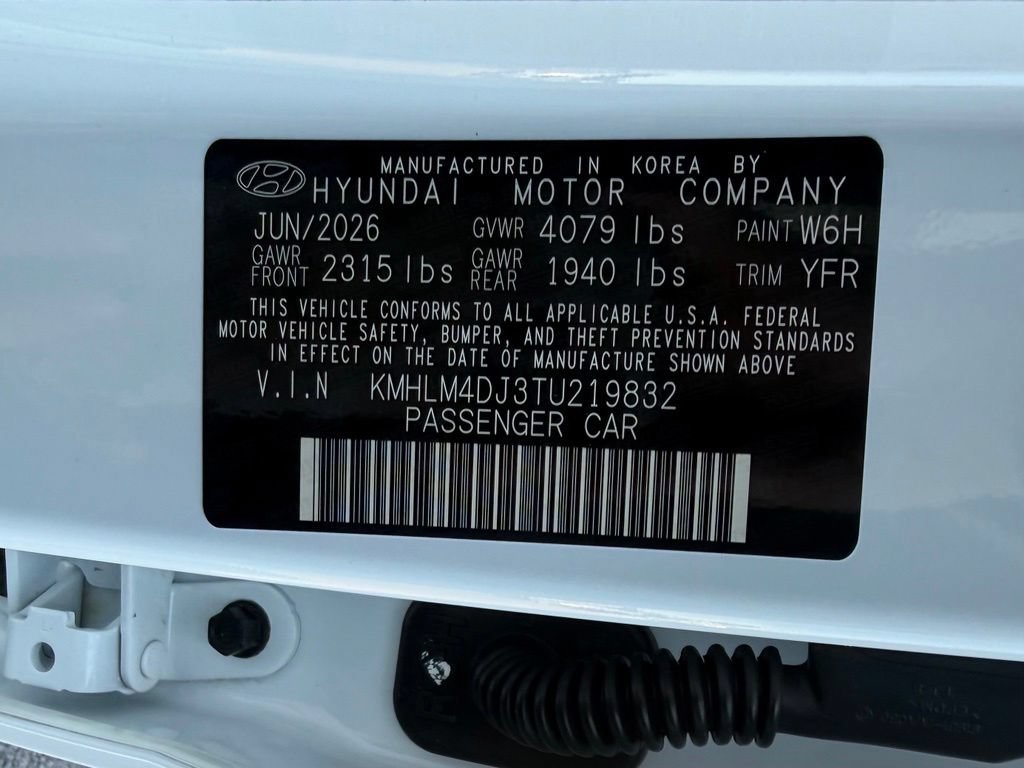 New 2026 Hyundai Elantra Hybrid FWD image 32