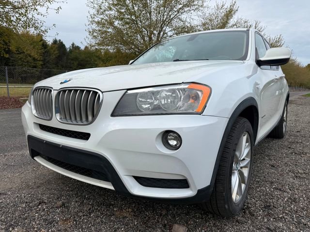 Used 2013 BMW X3 xDrive28i image 1