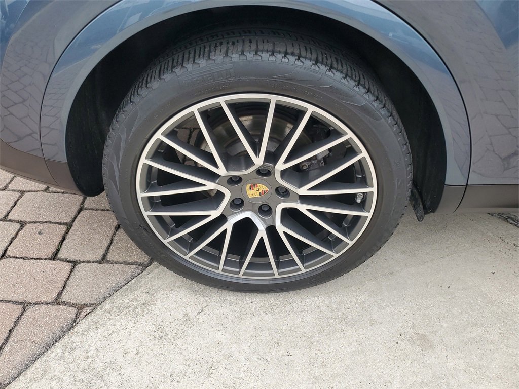 Used 2019 Porsche Cayenne image 6