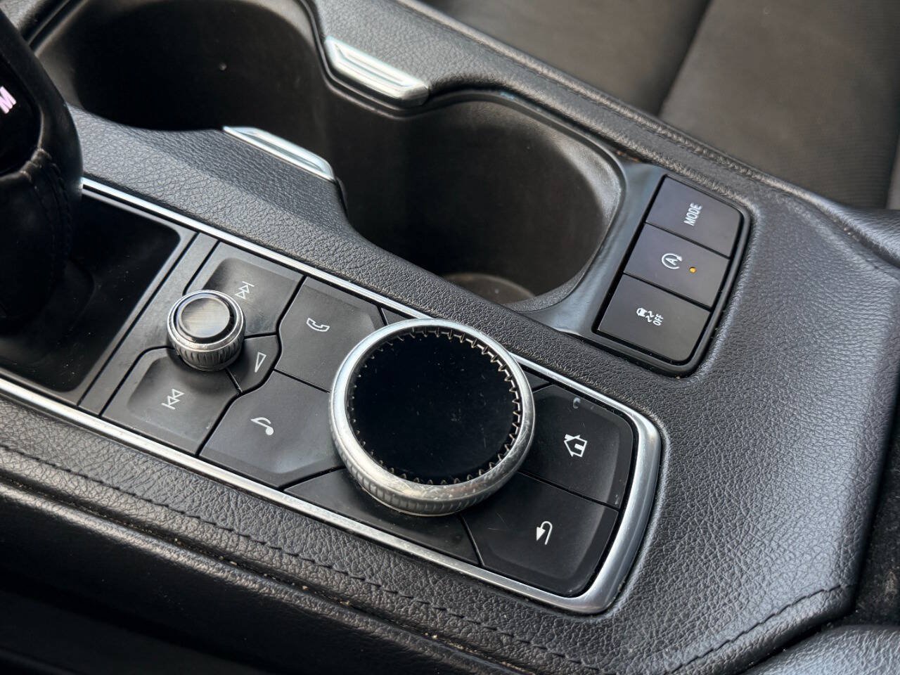 Used 2019 Cadillac XT4 Sport AWD/4WD image 41