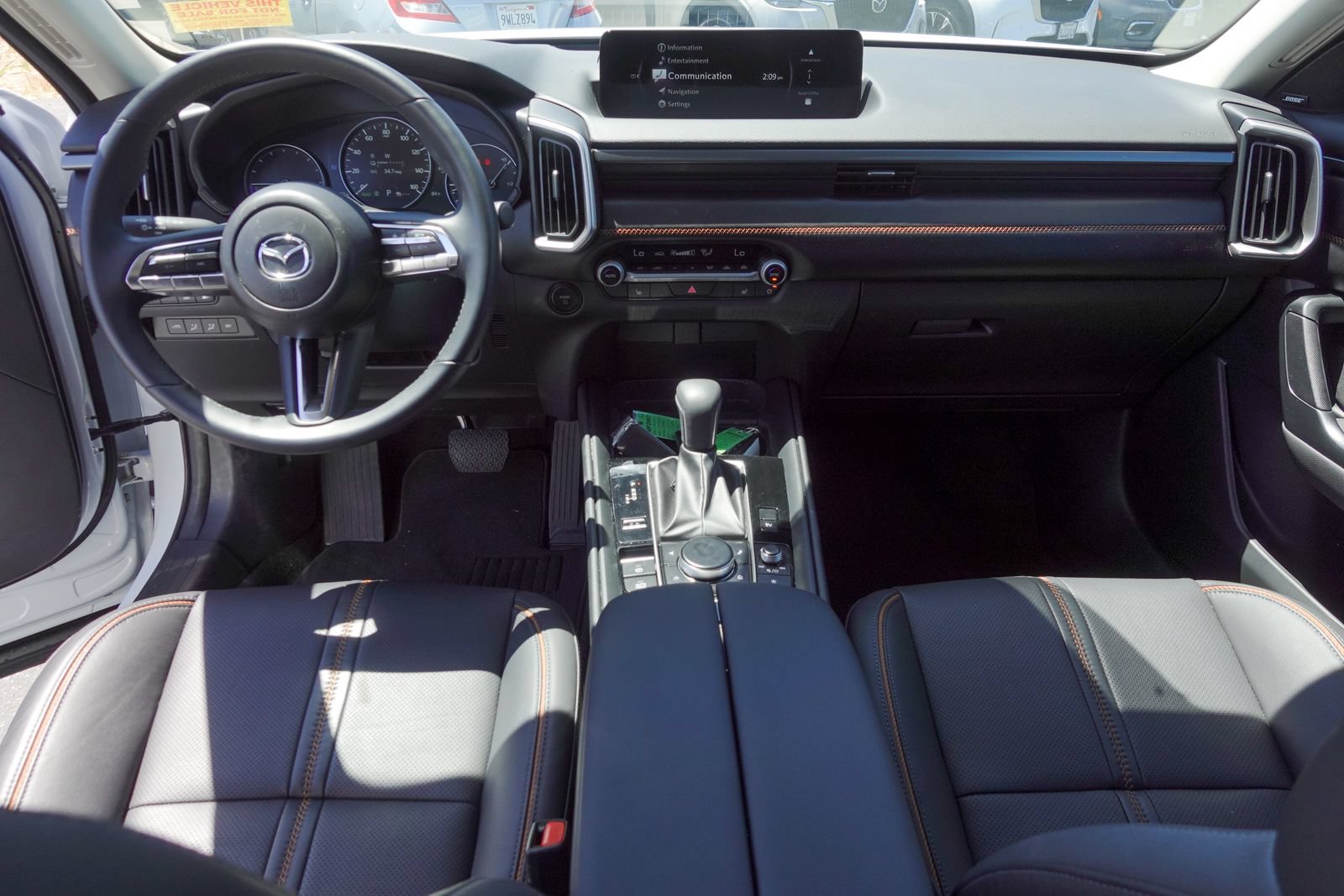 Used 2025 MAZDA CX-50 AWD 2.5 Hybrid w/ Premium Pkg image 12