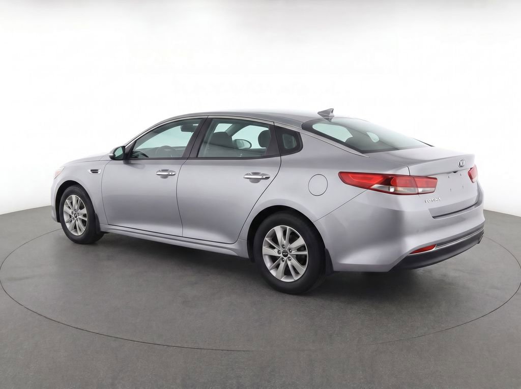 Used 2018 Kia Optima LX FWD image 3