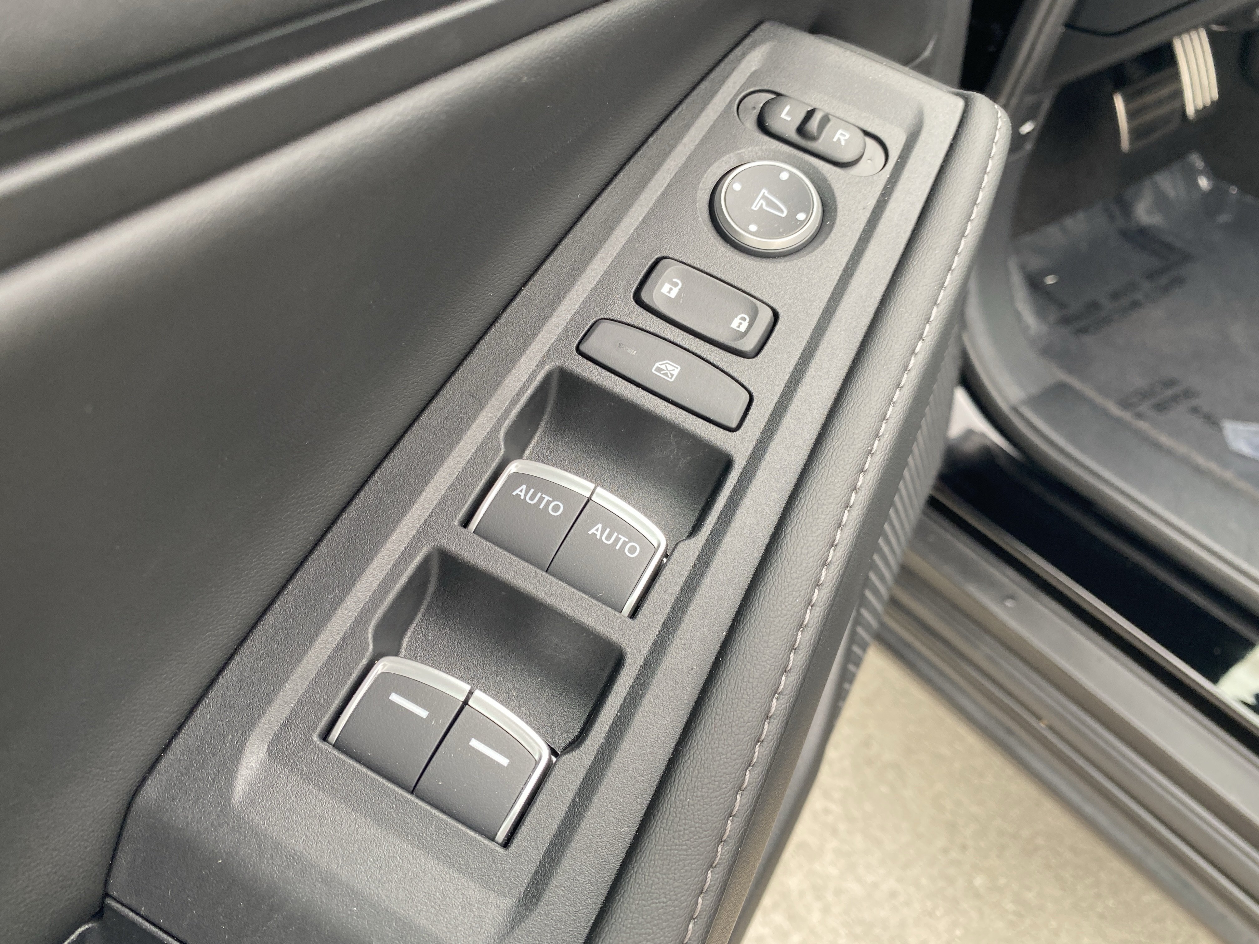 Certified 2025 Honda Accord Sport image 16