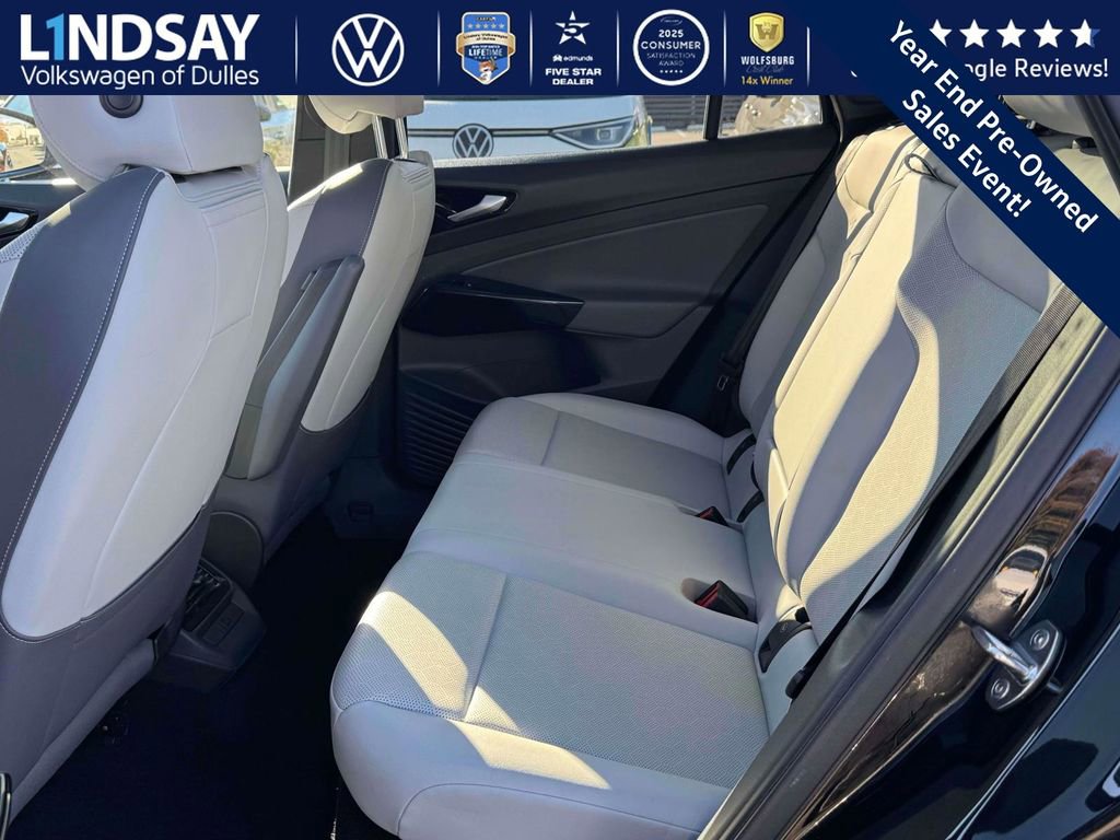 Used 2021 Volkswagen ID.4 Pro S w/ Gradient Package image 11
