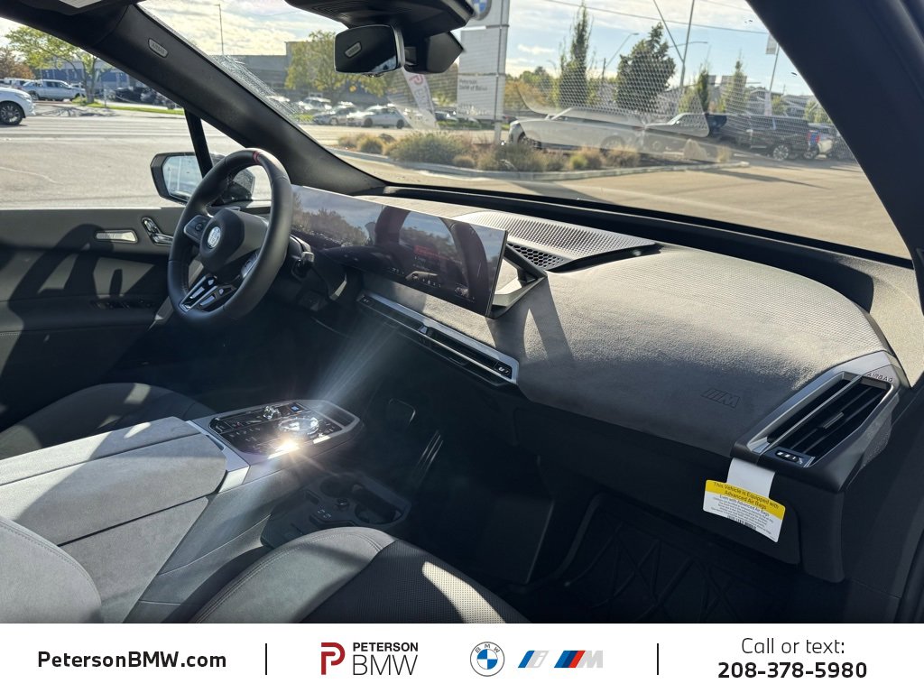 New 2026 BMW iX M70 w/ Executive Package image 18