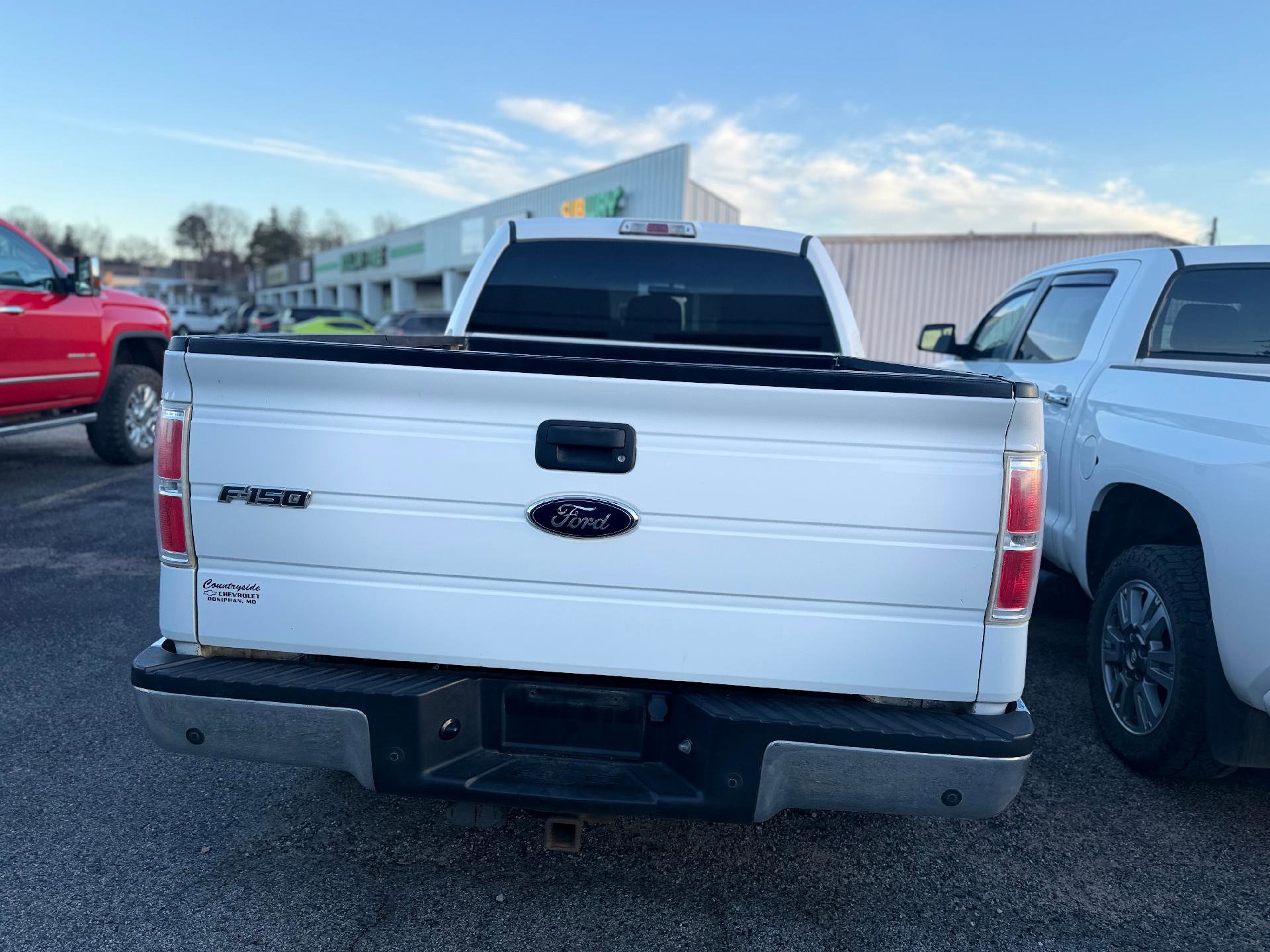 Used 2012 Ford F150 XLT w/ Trailer Tow Pkg AWD/4WD image 3