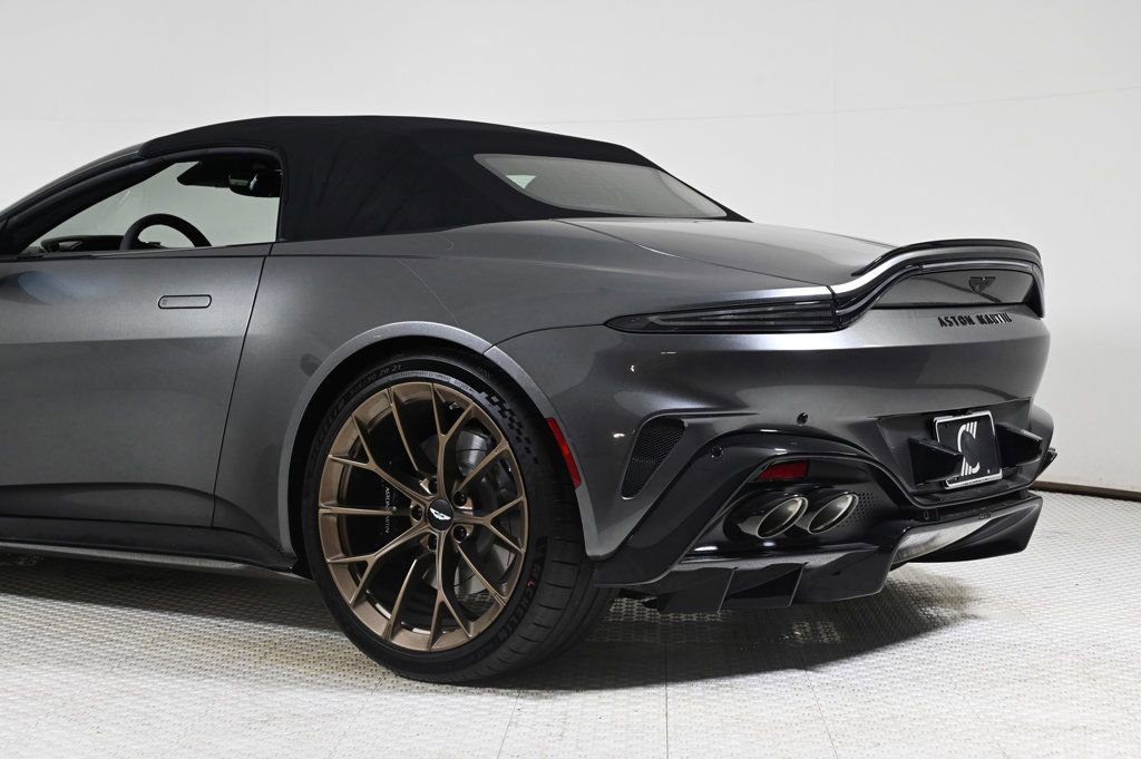 Used 2026 Aston Martin V8 Vantage S image 24