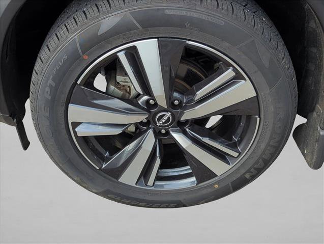 Certified 2023 Nissan Rogue Platinum w/ Platinum Premium Package AWD/4WD image 23