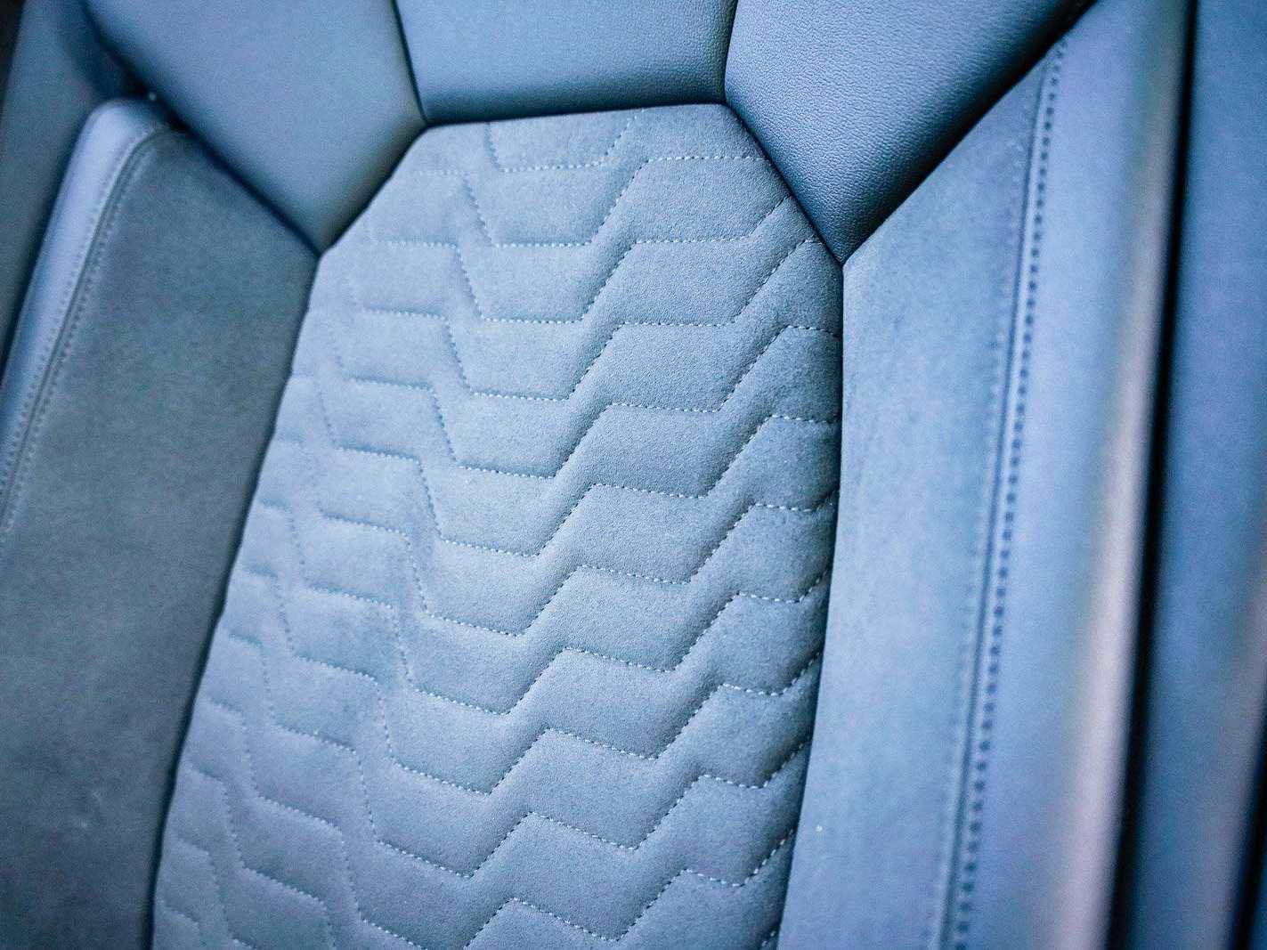 Used 2022 Audi e-tron GT Premium Plus image 11