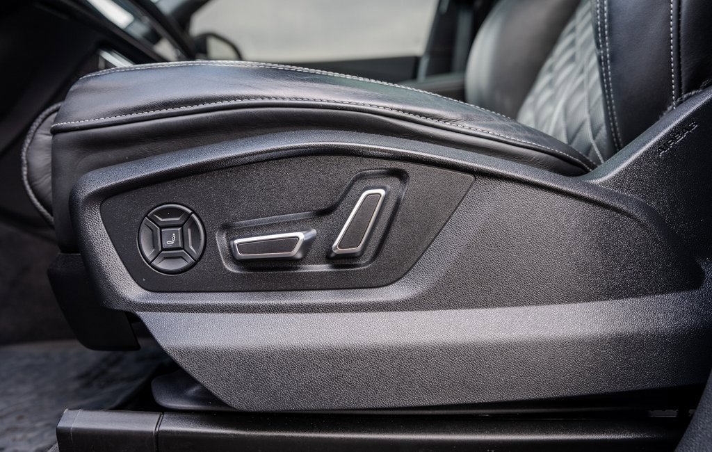 Used 2023 Audi SQ8 Prestige image 18