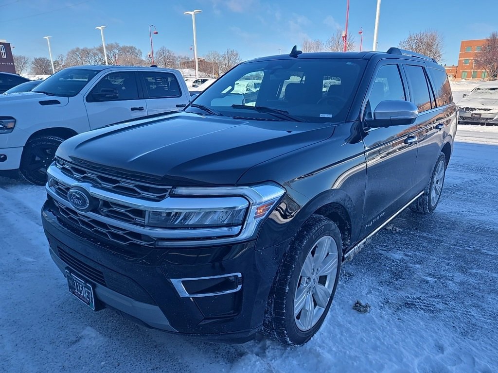 Used 2024 Ford Expedition Platinum image 7