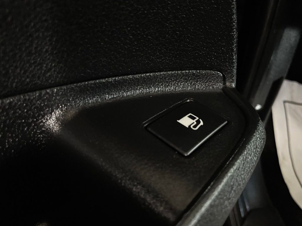 Used 2020 Honda Ridgeline Black Edition image 24