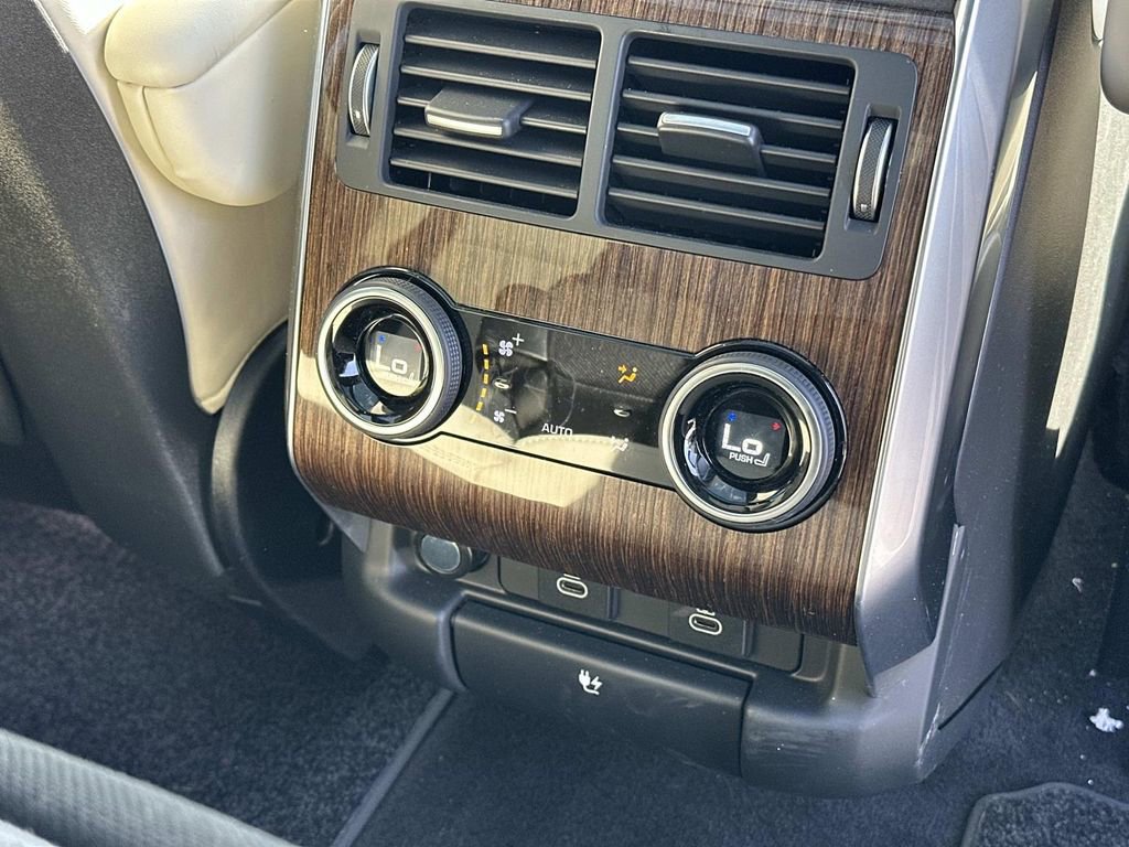 Used 2022 Land Rover Range Rover Sport HSE Dynamic image 35