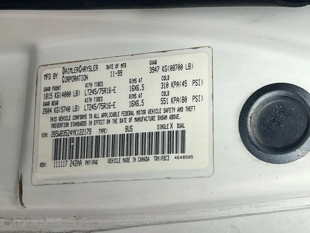 Used 2000 Dodge B3500 RWD image 29