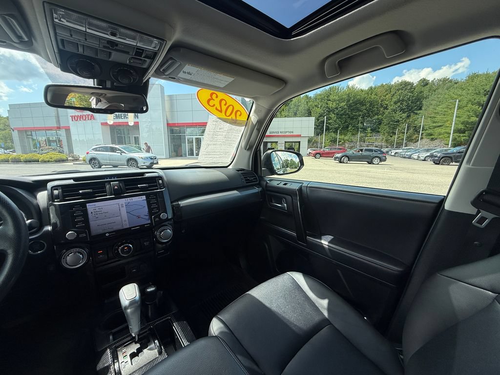 Used 2023 Toyota 4Runner TRD Off-Road Premium w/ Moonroof Package AWD/4WD image 13