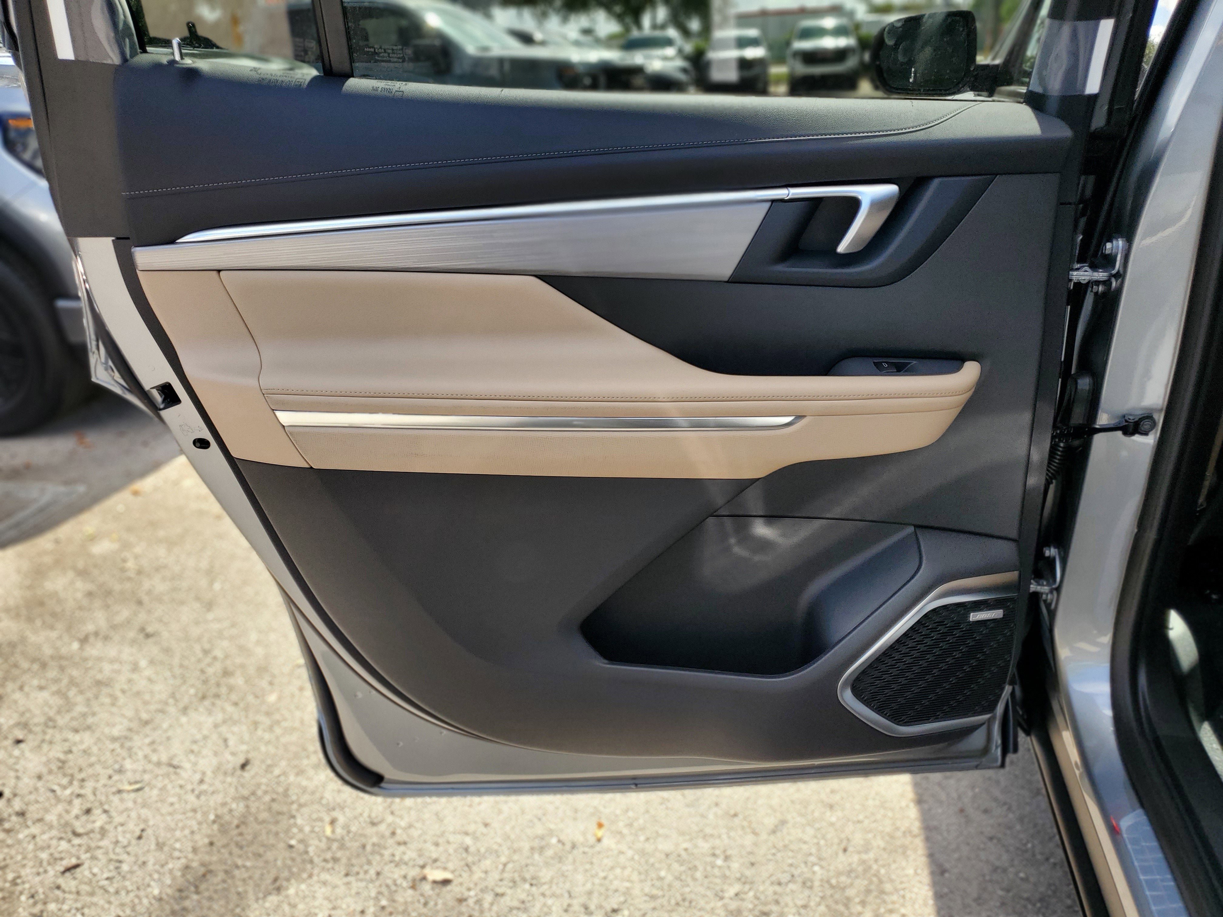 New 2026 Buick Enclave Preferred w/ Power Package FWD image 8