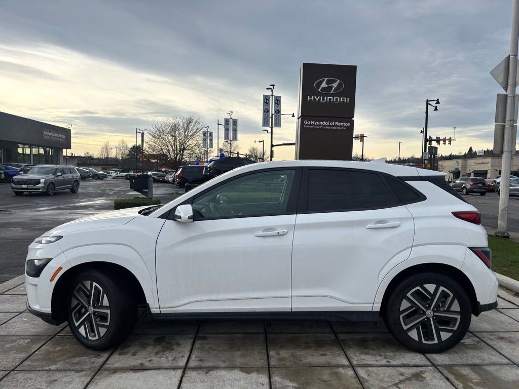 Certified 2023 Hyundai Kona SE image 4
