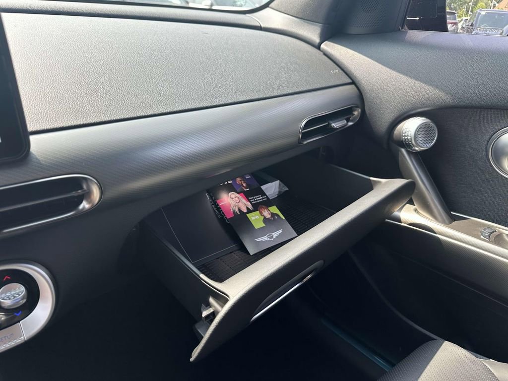 New 2025 Genesis GV60 Advanced AWD/4WD image 10