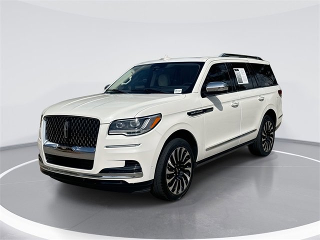 Certified 2024 Lincoln Navigator Black Label image 1