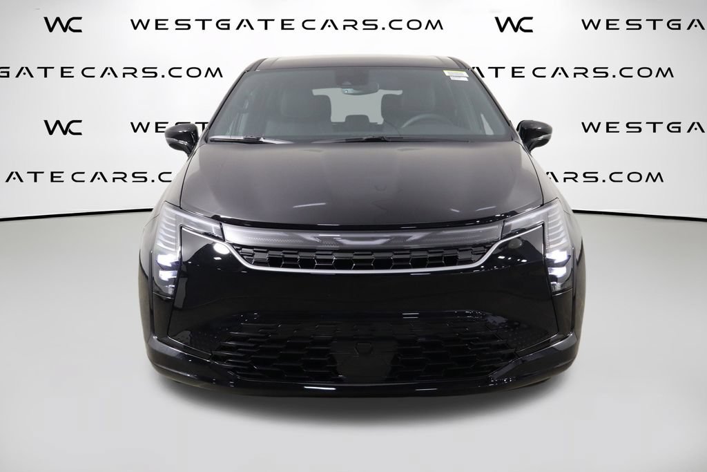 New 2027 Chrysler Pacifica Select FWD image 2