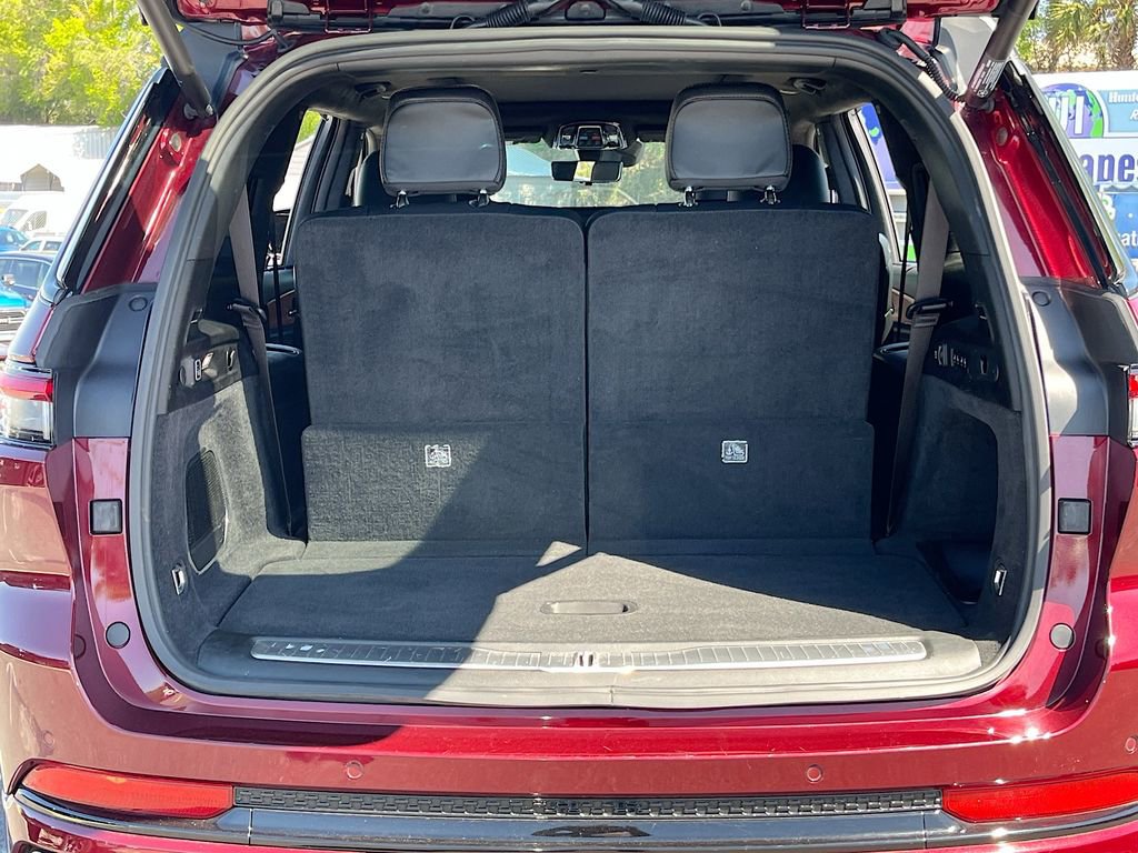 Used 2025 Jeep Grand Cherokee L Summit image 29