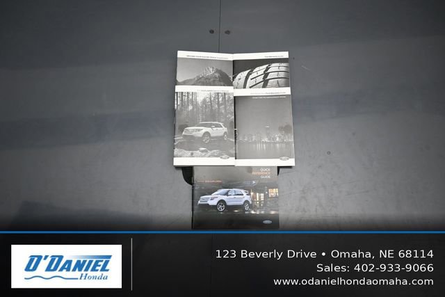 Used 2015 Ford Explorer XLT w/ Equipment Group 202B AWD/4WD image 46