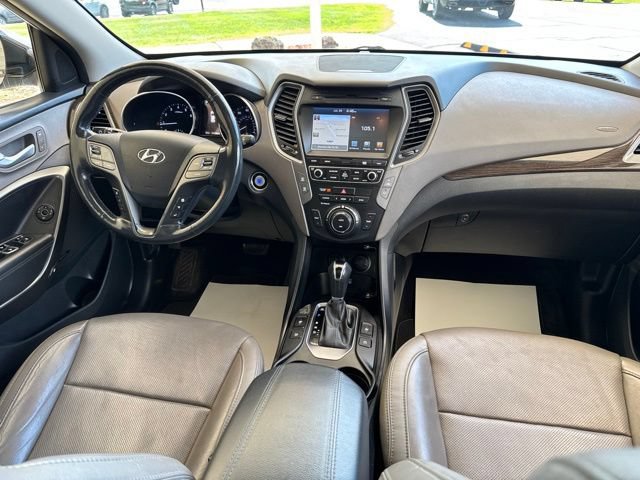 Used 2017 Hyundai Santa Fe Sport w/ Cargo Package AWD/4WD image 28