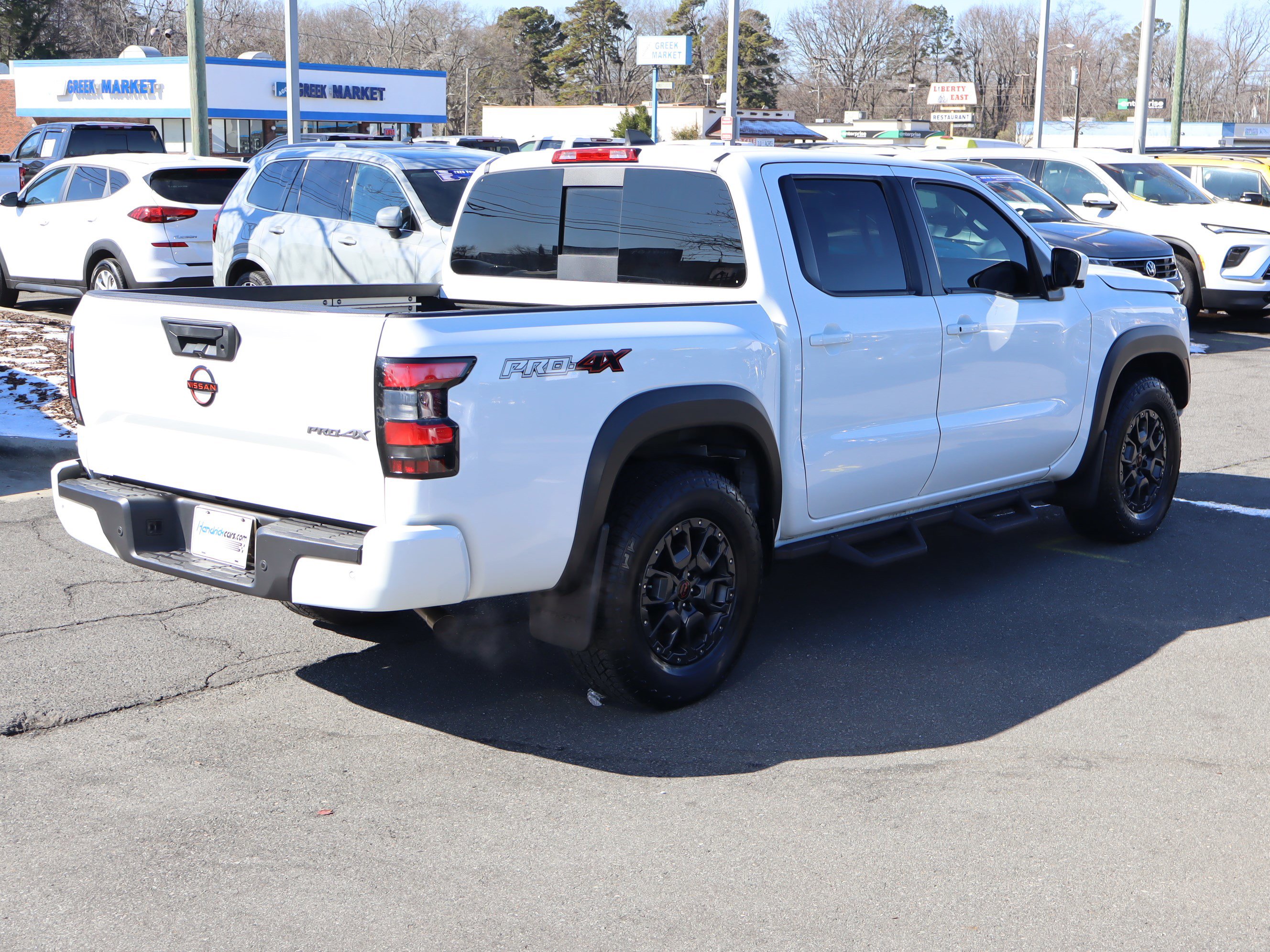 Used 2023 Nissan Frontier PRO-4X w/ Pro-4X Premium Package image 10