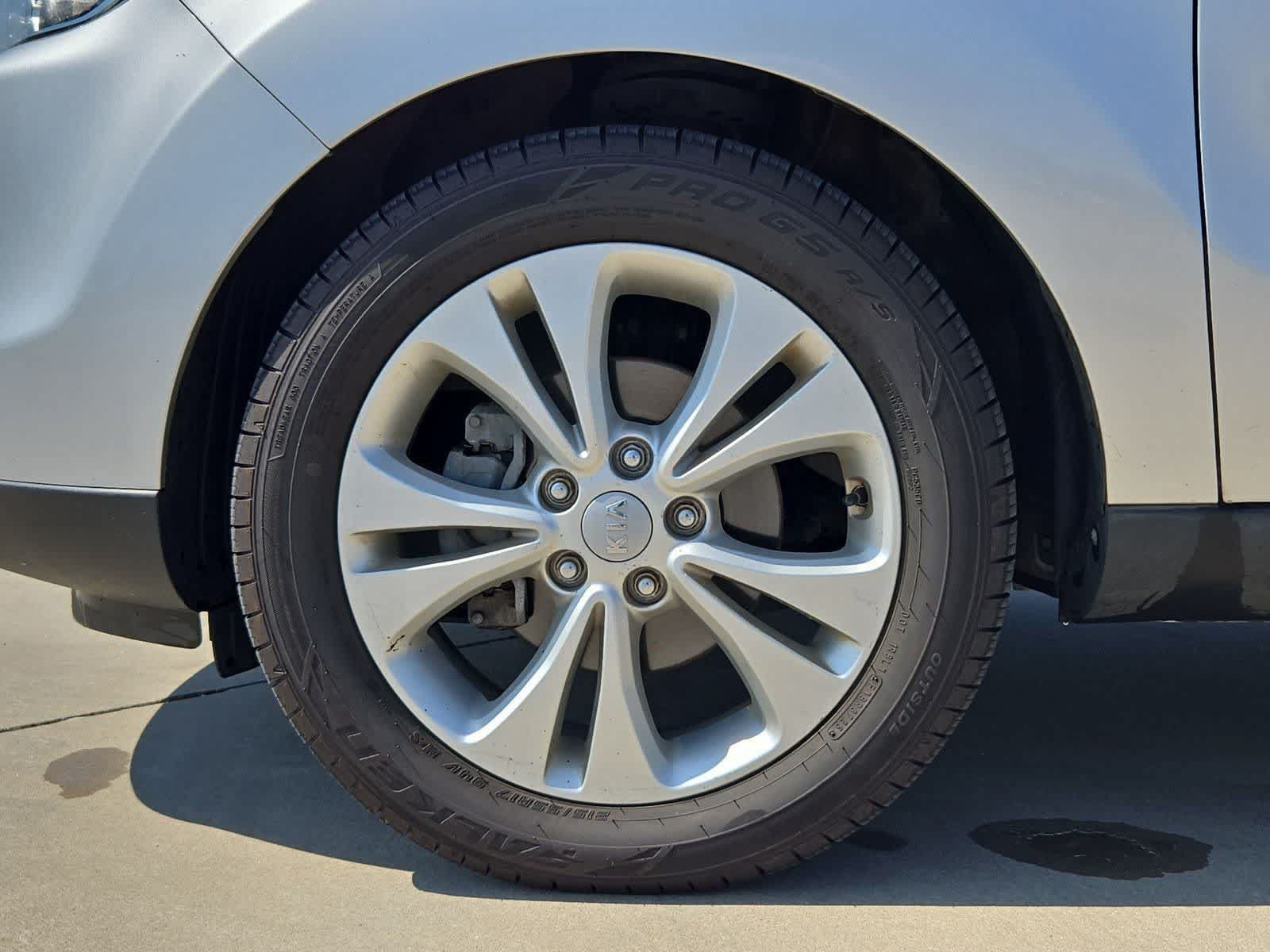 Used 2014 Kia Soul + w/ UVO w/Eservices Package FWD image 12