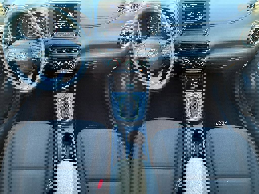 Used 2022 Hyundai Kona SEL w/ Cargo Package image 15