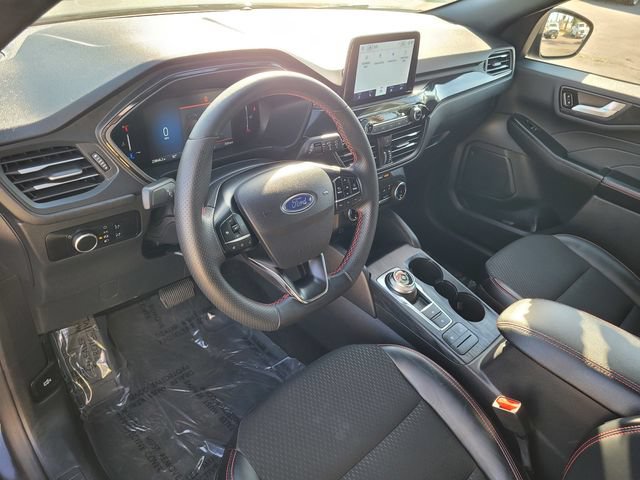 Used 2025 Ford Escape ST-Line AWD/4WD image 7