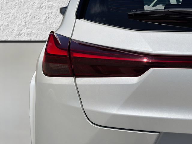 Used 2025 Lexus UX 300h FWD w/ Accessory Package (Z1) image 10