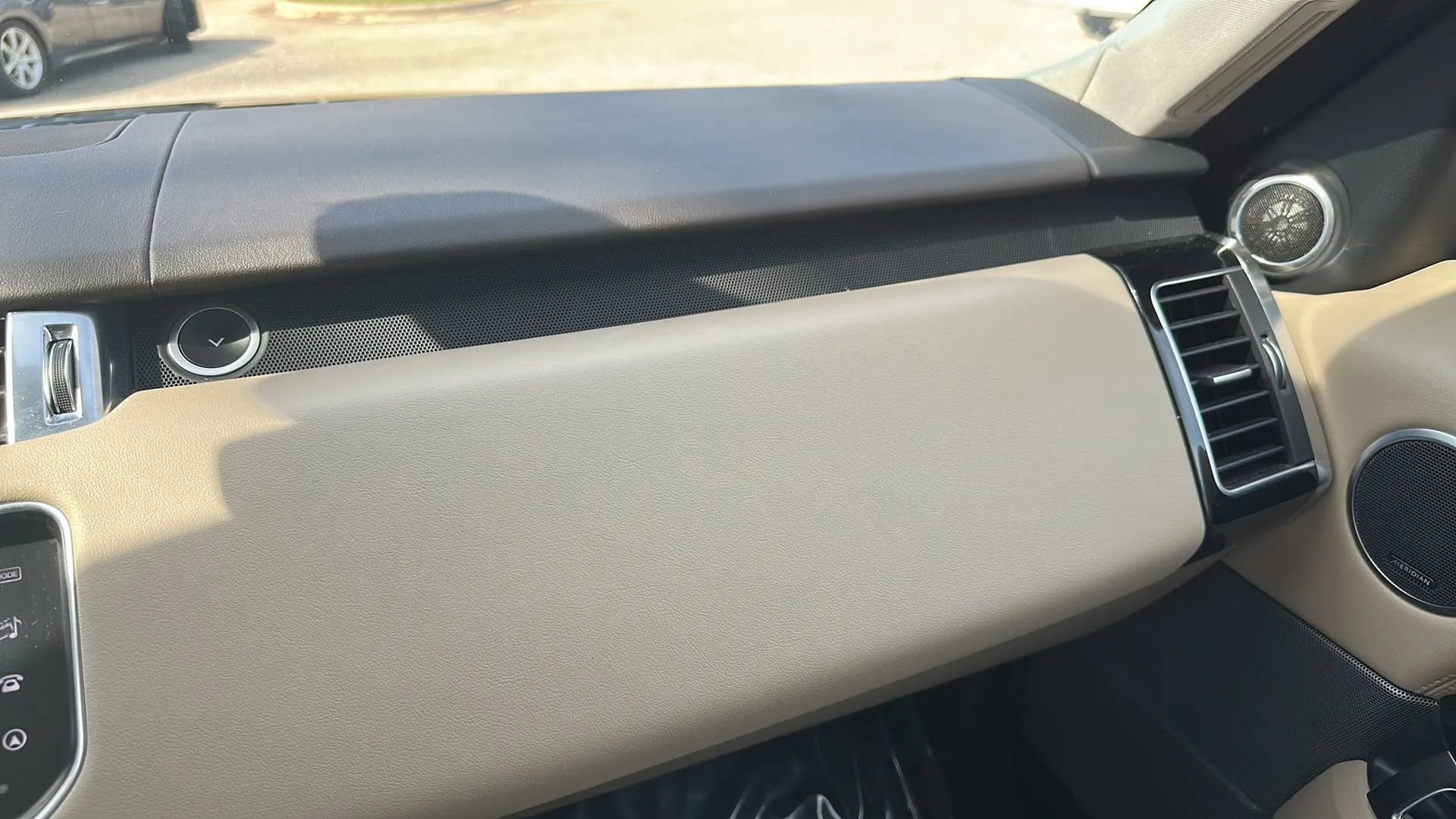 Used 2016 Land Rover Range Rover Sport HSE image 43