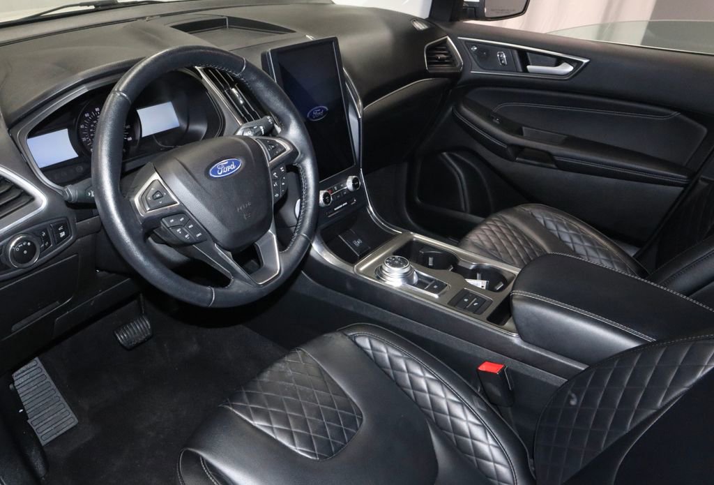 Certified 2023 Ford Edge Titanium image 26