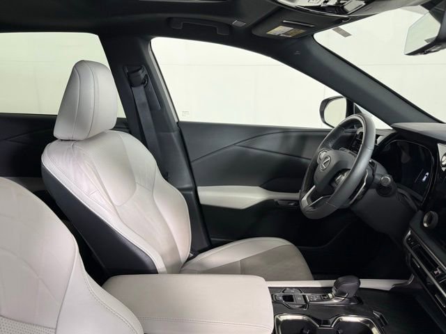 Used 2025 Lexus RX 350 Premium Plus w/ Convenience Package image 33