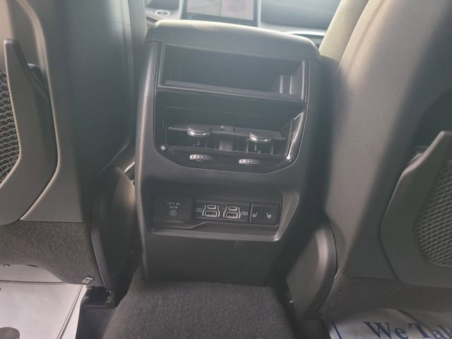 Used 2024 Jeep Grand Cherokee Limited image 19