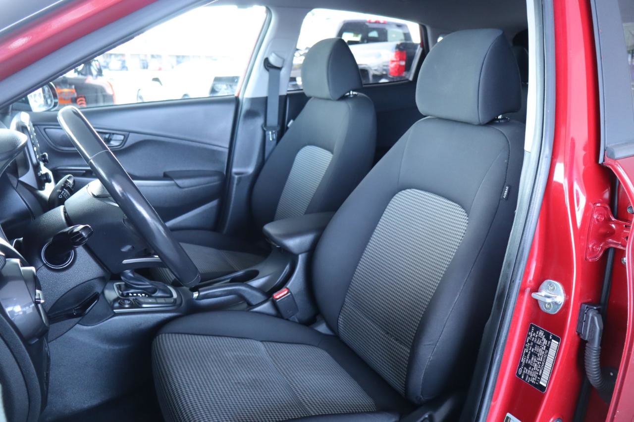 Used 2018 Hyundai Kona SEL FWD image 16
