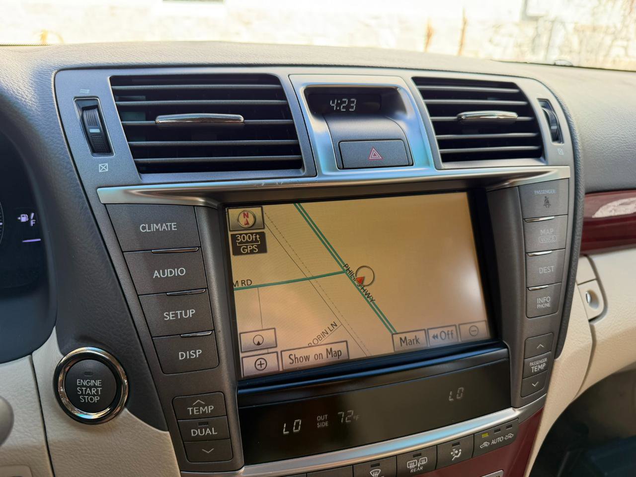 Used 2011 Lexus LS 460 AWD w/ Comfort Pkg image 34