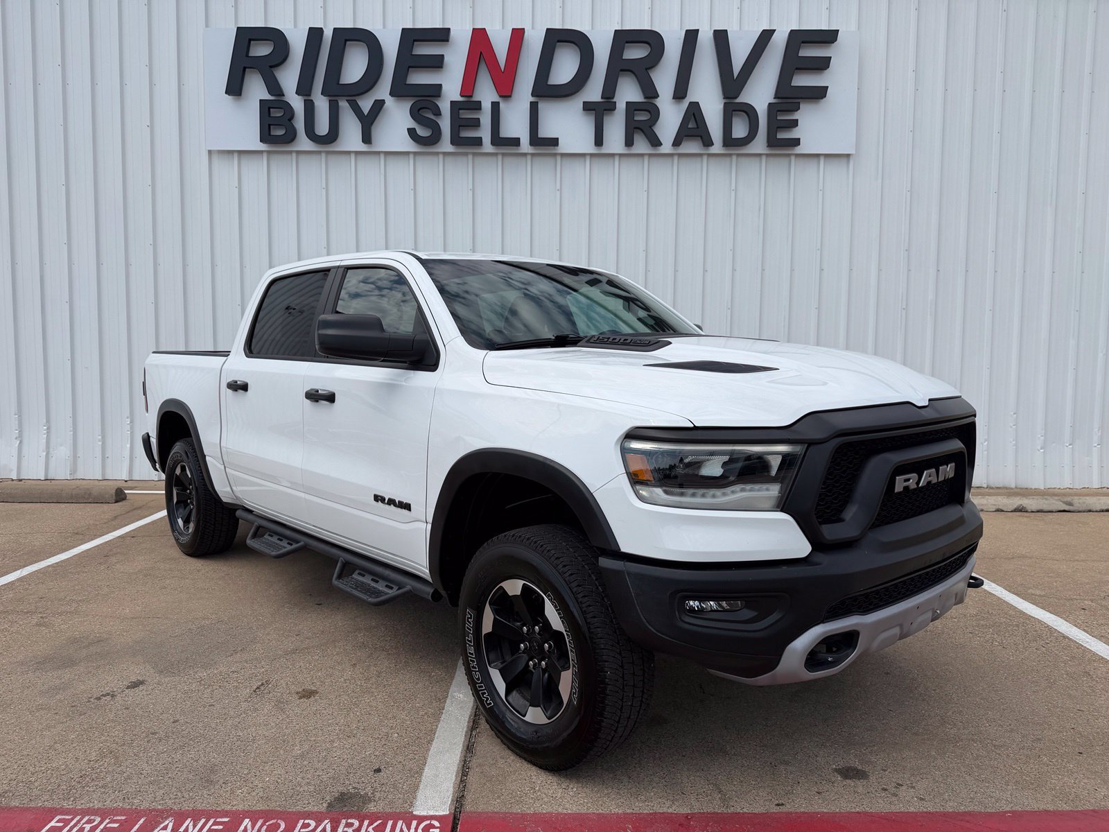 Used 2022 RAM 1500 Rebel AWD/4WD image 9