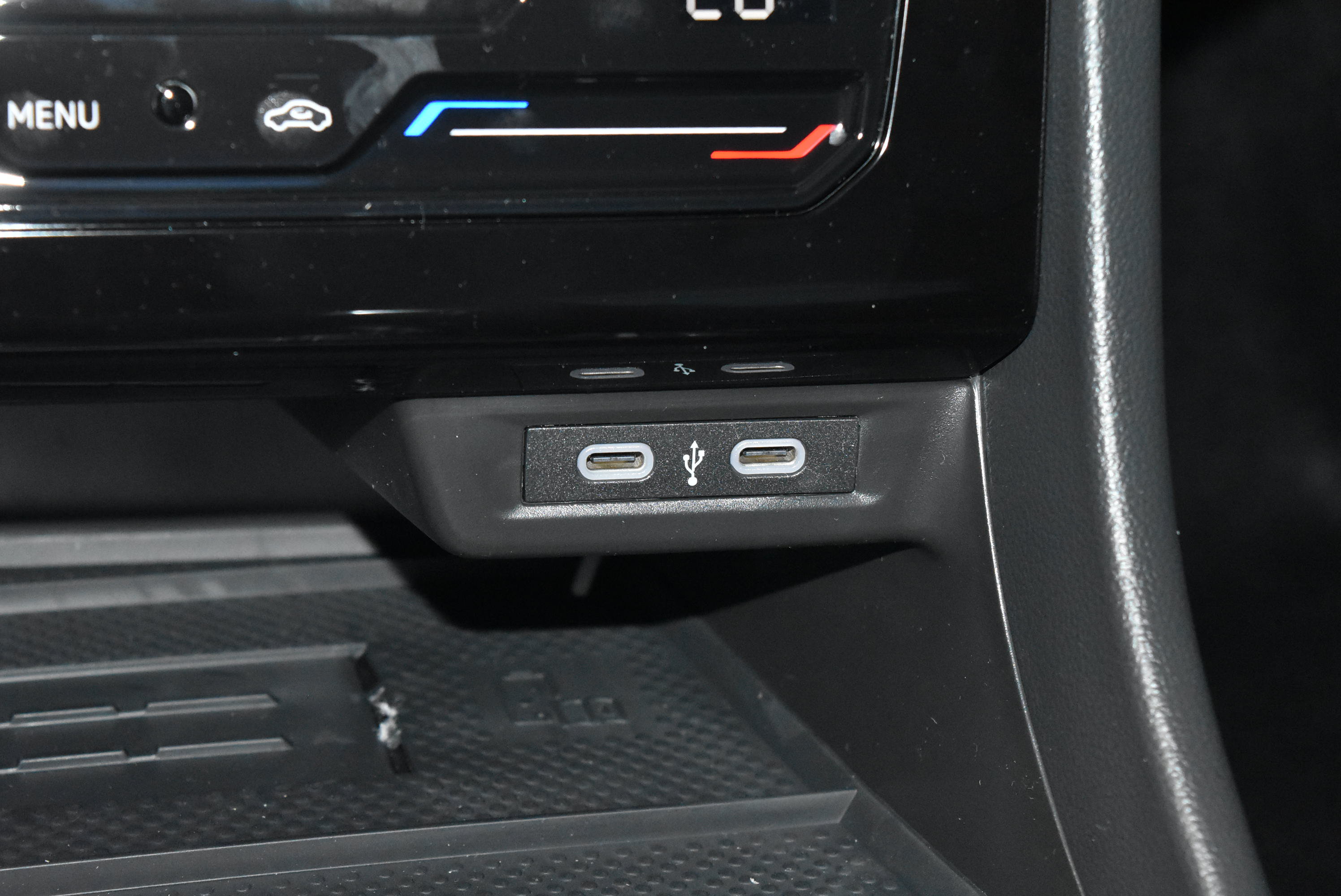 New 2026 Volkswagen Jetta SEL FWD image 12