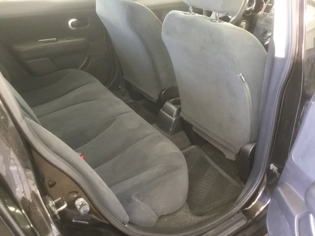 Used 2011 Nissan Versa 1.8 S w/ PWR Plus Pkg FWD image 17