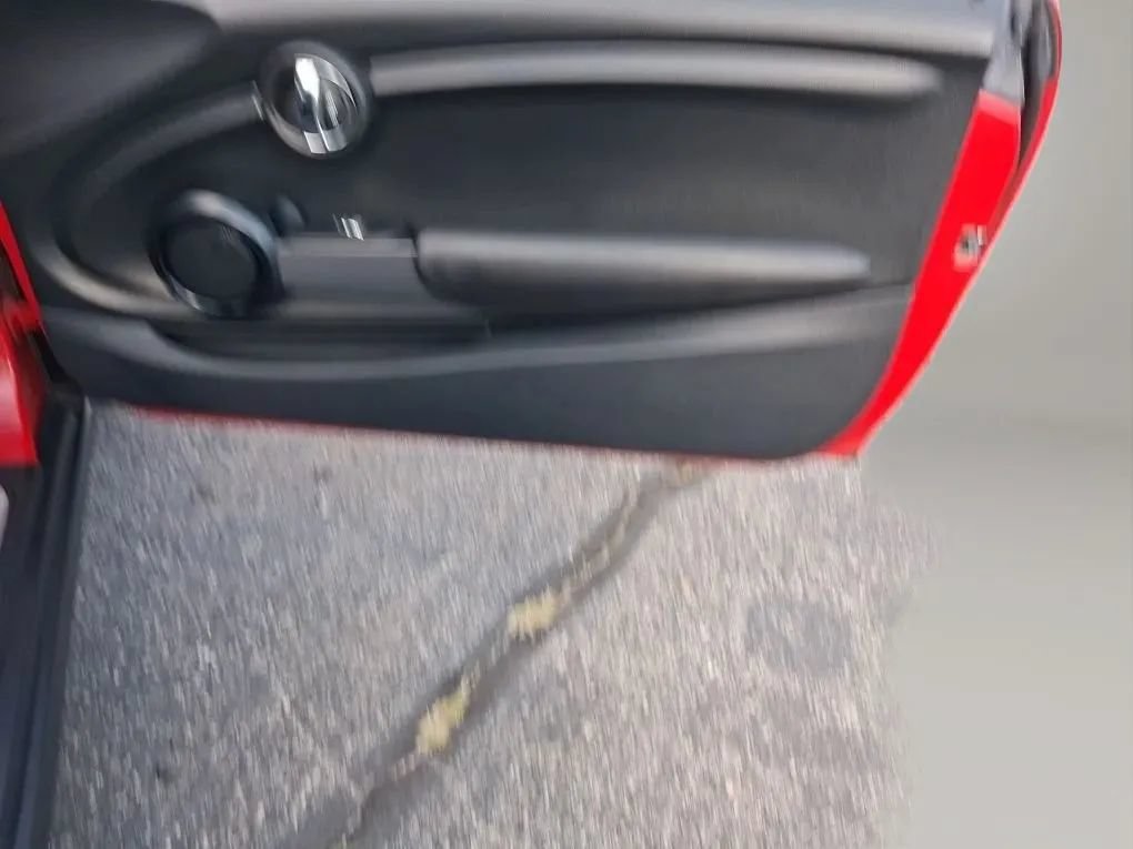 Used 2015 MINI Cooper 2-Door Hardtop FWD image 29