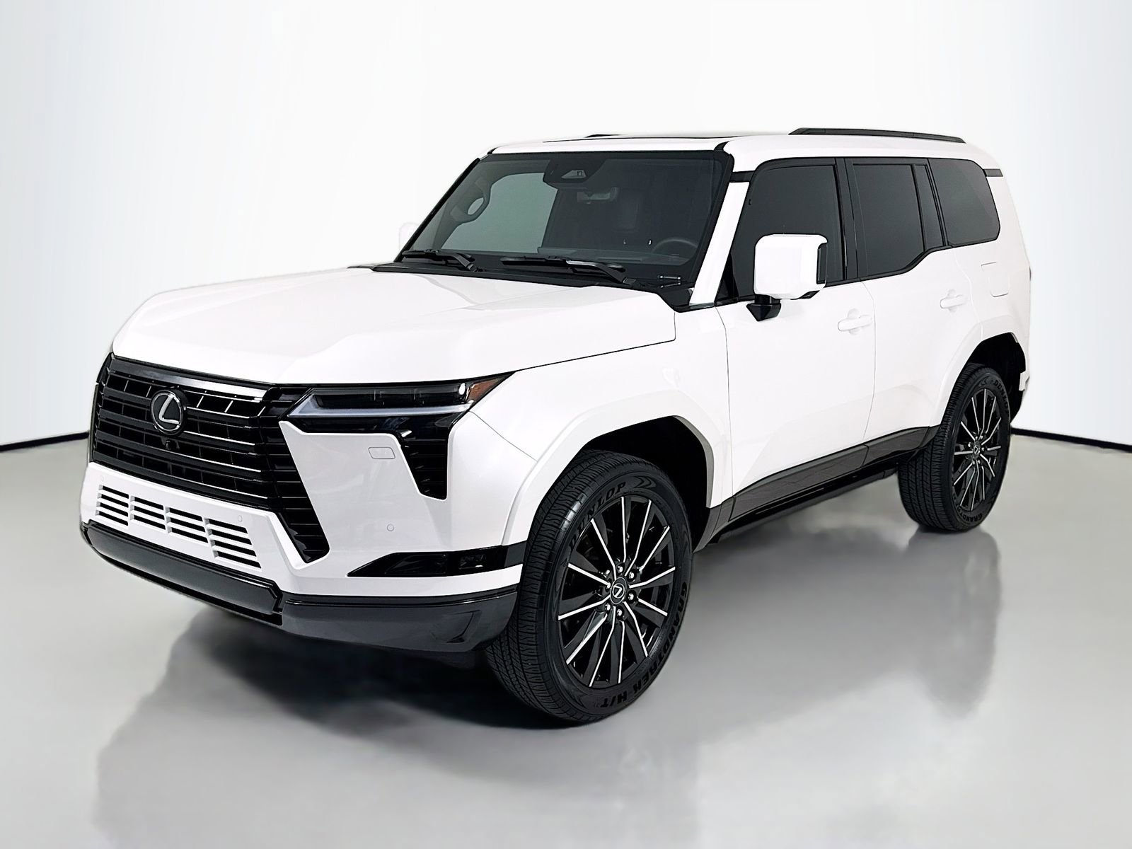 Used 2025 Lexus GX 550 w/ Accessory Package (2T) image 3