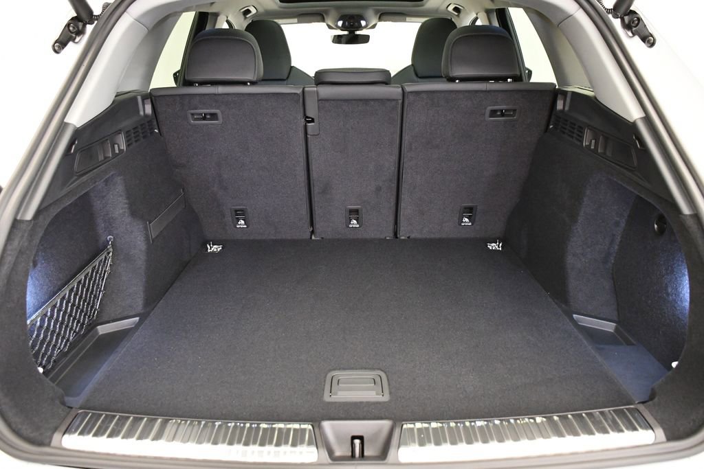 Used 2025 Audi Q5 Premium Plus w/ Premium Plus image 55