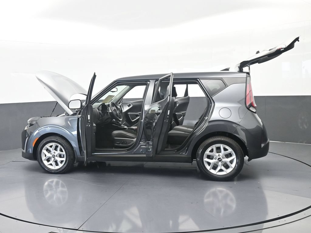 Used 2024 Kia Soul S FWD image 70