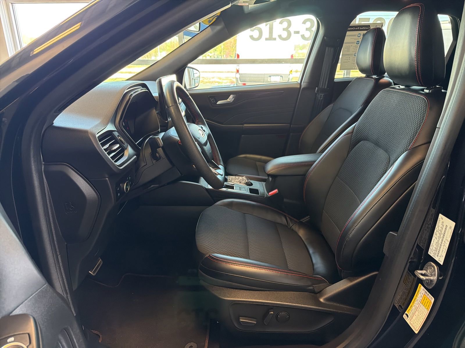 Used 2023 Ford Escape ST-Line Elite image 17