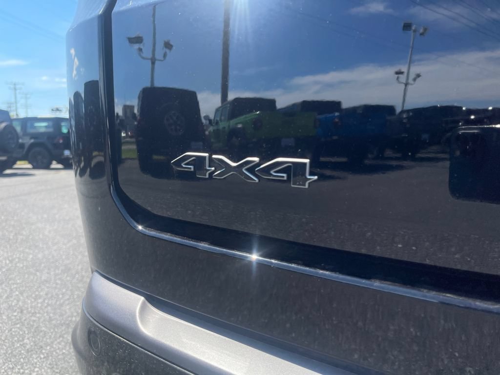 New 2026 Jeep Grand Wagoneer Limited AWD/4WD image 16