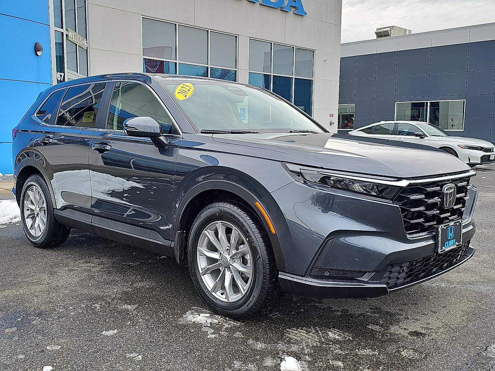 Used 2023 Honda CR-V EX-L image 3